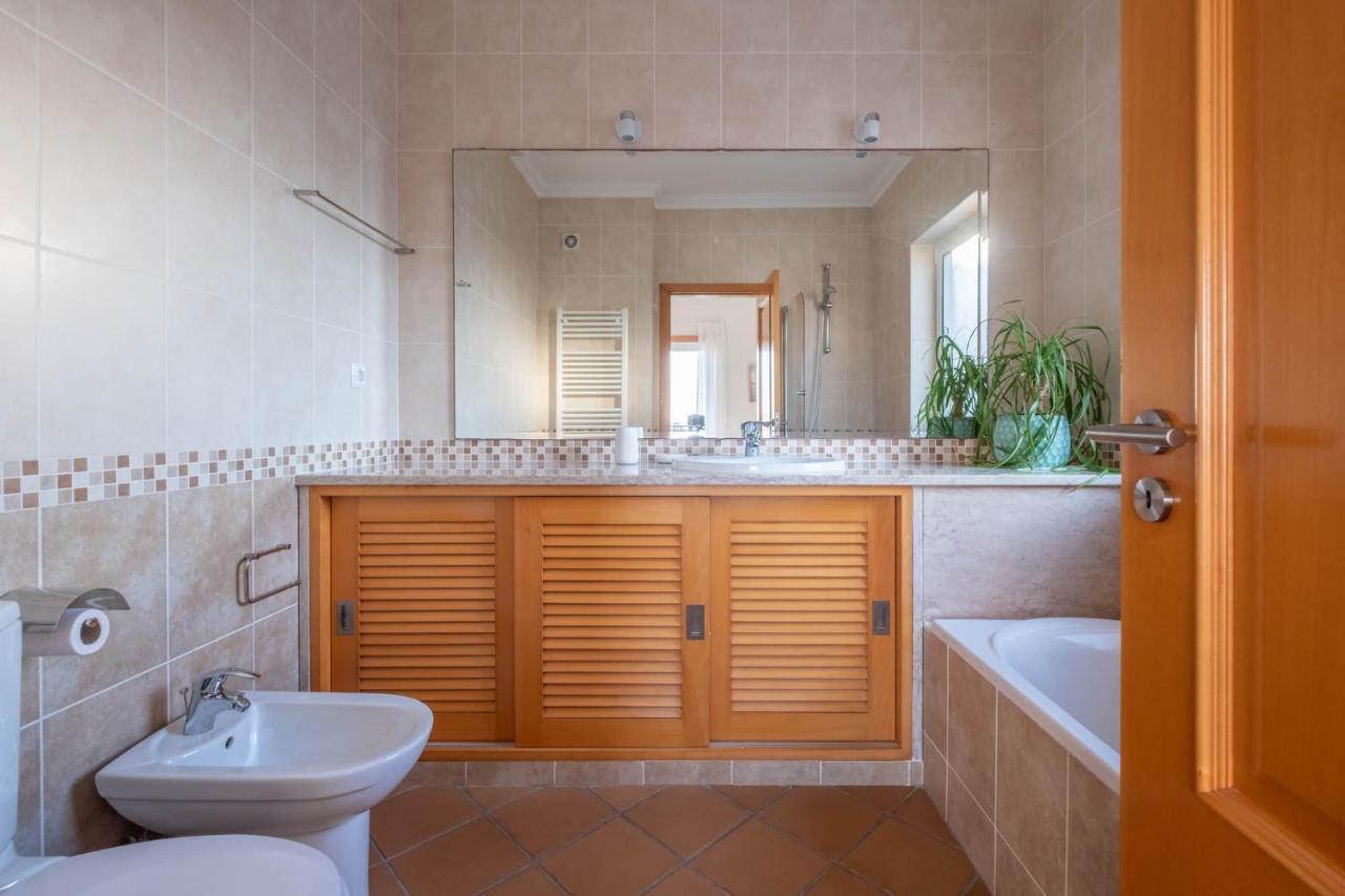 Praia del Rei Stunning Sea View Apartment Praia D'El Rey מראה חיצוני תמונה